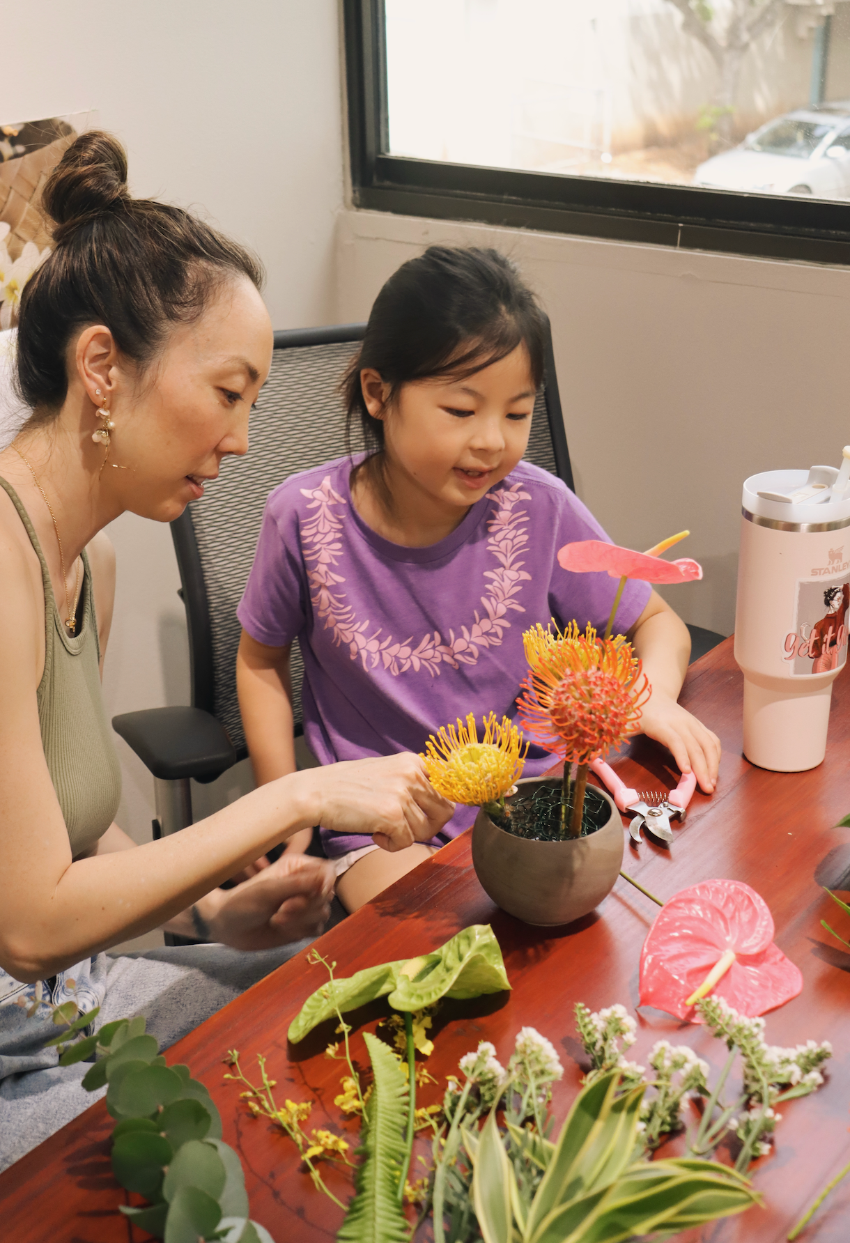 Floral Arranging Workshop at Kākou Collective - Sept. 6th